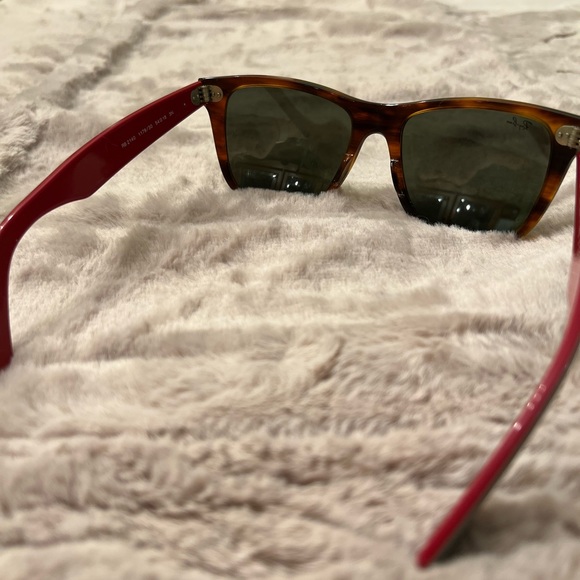 Unique Ray-bans - Picture 2 of 5